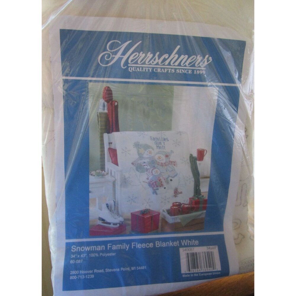 Herrschners Snowman Family Fleece Blanket Cross Stitch Embroidery Kit New 34"